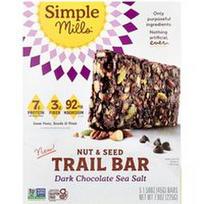 Simple Mills, „Nut & Seed Trail“ batonėlis, juodojo šokolado ir jūros druskos skonio, 5 batonėliai po 45 g (1,58 uncijos)