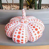 Yayoi Kusama Tas pats moliūgo pagalvės bangos taško moliūgo pliušinis žaislas pagalvėlė Helovino namų sofos dekoras lėlė kūdikiams vaikams žaislas 20cm