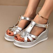 Silver Cross Strap Gladiator Sandals Women Summer Round Toe Wedge Heel Back Strap Sandals Chunky Platform Beach Shoes 35 sidabras