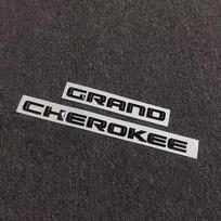 JEEP Grand Cherokee ABS Raidės Emblema Automobilio Stilius Šoninės Durys Vardinė Plokštelė Lipdukas Automobilio Aksesuaras Matinė Blizgi Juoda Chromo Raudona 1pc for one side black