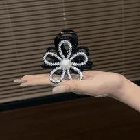 1PC Exquisite Flash Diamond Hollow Flower Grab Clip Women's Hairpin Advanced Sense Back Head Disc Hair Shark Clip Headdress