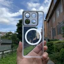 Telefono dėklas Xiaomi Poco X7 X6 F7 M7 Pro M6 F6 X5 X3 NFC C65 C75 prabangus Magsafe magnetinis silikoninis smūgiams atsparus skaidrus dangtelis POCO C61 black
