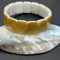 Natural Abalone Shell Black-White-Yellow Mother-of-Pearl Square Hand-Strung Bracelet gray