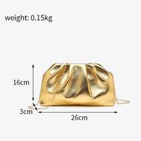 Metallic Pleated Dumpling Clutch - Luxurious Chain Bag for Parties balta