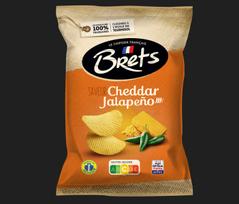 Bulvių traškučiai BRETS, čederio sūrio ir chalapos paprikų skonio, 125g