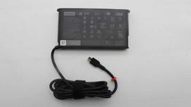 Nešiojamojo kompiuterio maitinimo adapteris Lenovo 135 W, (135W power adapter with)