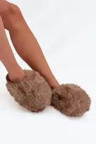 Šlepetės moteriškos rudos kailinės Iseline