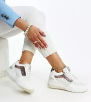 Balti moteriški sportbačiai su kulnais CROSS JEANS