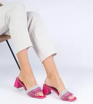 Rožiniai elegantiški aukštakulniai sandalai su cirkoniais Maritto