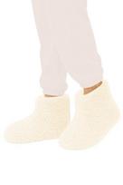 Šlepetės iki kulkšnių, ekru spalvos, sudėtis: 100% merino vilna, 36-42 dydžiai.