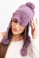 Moteriška žieminė kepurė su vilna, snapeliu ir bumbulais, violetinės spalvos
