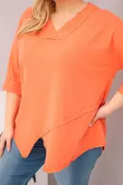Moteriška Plus Size palaidinė su gilia V formos iškirpte ir asimetriniu apačios kraštu, persikų spalvos