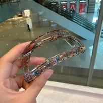 Japanese and Korean Internet celebrities exquisite transparent grab clip back head plate large hair shark clip new flash diamond black