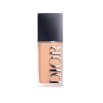 DIOR Foundation 's new makeup-locking matte version, long-lasting liquid foundation, lightweight, natural and long-lasting, clear and #3 Cool Rosy rožinė