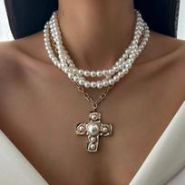 Cross Alloy Pendant Necklaces Woman Trend 2024 Accessories for Girls Grace Jewellery Women Aesthetic Cold Wind Gift Neck Jewelry brown