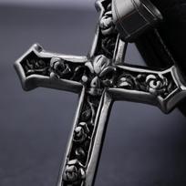 New New Skull Ghost Head Cross Pendant 50cm (Necklace Size） black