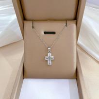 Light Luxury Full Diamond Micro-Inlaid Design Temperament Smart Shining Necklace Women, Simple Pendant gray