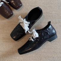 Retro literary square head small leather shoes high-end thick heel front strap ballet style single shoes 34