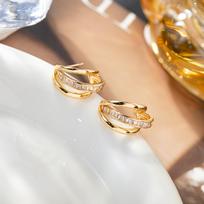 Elegant Gold-Plated Minimalist Hoops: French-Korean Three Lives, Three Worlds Earrings for Women beige