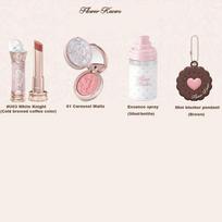 Flower Knows Strawberry Rococo Series Makeup Set Glitter Matte Eyeshadow Palette Blusher Power Velvet Lipstick Kit Perfume Set white