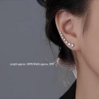 Elegant High-End Cross Ear Cuffs: Stylish Long Ear Studs for a Unique Look with Seven Wearable Styles