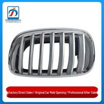 BMW X5 E70 Silver Grille Set 51137185224/51137185223 Driver's side left gray