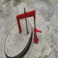 Heavy-Duty Single-Hole Manhole Cover Opener