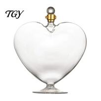 Elegant Wine Serving Container Heart Shaped Bottle with Airtight Stopper, Crystal Texture Liquor Carafe Stopper Decanter, 500ml/1000ml 500ML white