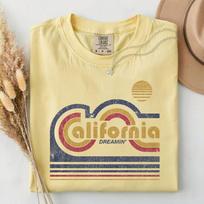 Retro California Dreamin Sunset T-Shirt, 70s Surf Beach Graphic Tee (Comfort Colors 1717) L beige