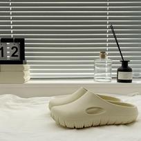 New men's slippers household waterproof one-pedal baotou drag beach non-slip outdoor stepping on shit feeling light and cool slippers 36-37 [Suitable for 35-36 feet] white