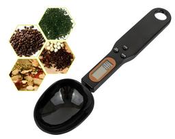 Virtuvinės svarstyklės LIVMAN QJ-608 - skaitmeninės virtuvinės svarstyklės matavimo šaukšto formos, iki 500 g talpa įvairių ingredientų sverimui, juodos
