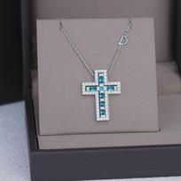 S925 Emerald Cross Pendant Necklace for Women - Luxurious Japanese & Korean Inspired Design 45cm