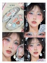 Flower Knows Shell pearl Shell of pearls Eyeshadow palette pearl-02 kreminė
