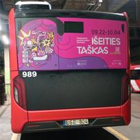 Viešojo transporto apklijavimas
