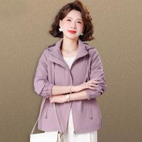 Stylish Spring Windbreaker for Middle-Aged & Elderly Women – Youthful 2026 Casual Jacket 5XL (150-165 jin) gray