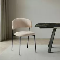 Minkšta kreminė moderni valgomojo kėdė su metalinėmis kojomis