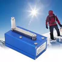 NEŠIOJAMAS AVARINIS GENERATORIAUS SU RANKINIU SUKTUMU 20F 3/4W USB