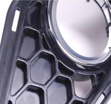 Mercedes-Benz W221 priekinio bamperio rūko žibinto grotelės dešinėje pusėje originalios A2218850253