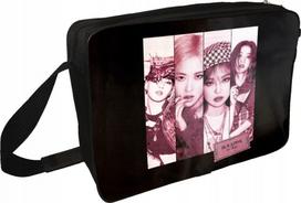 Juodos spalvos BlackPink "The Album" rankinė per petį