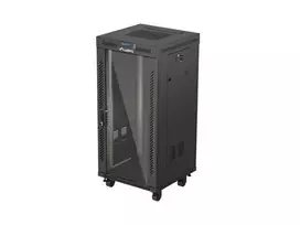 Laisvai pastatomas serverio spintos korpusas LANBERG FF01-6624-12BL 24U 19 colių 600×600 mm, IP20, 1200 kg, juodos spalvos
