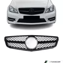 C63 išvaizdos Priekinės Grotelės skirtos Mercedes W204 / S204 / C204 (07-14), juodos blizgios