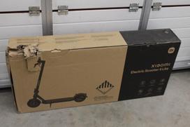 SALE OUT. Xiaomi Electric Scooter 4 Lite EU | Xiaomi Electric Scooter 4 Lite EU | 300 W | 25 km/h | 8.5 " | 3 month(s) | Black |