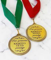 Metaliniai medaliai „Pats geriausias krikšto tėtis pasaulyje“ ir „Pati geriausia krikšto mama pasaulyje“