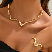 Wind Ladies Jewelry Set Liquid Lava Metal Twisted Design Collar Bracelet Premium Necklace brown