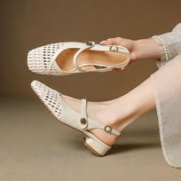 Hole-out Shoes, Thick Heel, Hollow Design, New Style Front-toe Sandals for Women 34