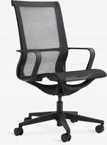 Ergonominė juoda tinklinė biuro kėdė, reguliuojama