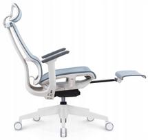 Ergonominė biuro kėdė EXPERTA su kojų atrama, sinchroninis mechanizmas
