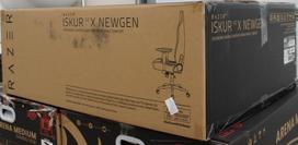SALE OUT. | Razer Iskur V2 X NewGen | Gaming Chair | Black/Green | DAMAGED ITEM AND PACKAGING. ITEM SCRATCHED, DIRTY. MISSING: G