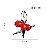 Cartoon anime hollow knight badge brooch little knight wearing hat song of silk game merchandise metal badge red