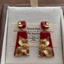 Retro trapezoidal enamel block flower stud earrings, unique oil painting texture earrings, high-end elegant earrings.